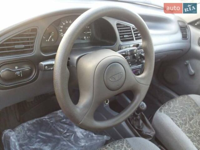 Красный Дэу Сенс, объемом двигателя 1.3 л и пробегом 170 тыс. км за 2799 $, фото 16 на Automoto.ua