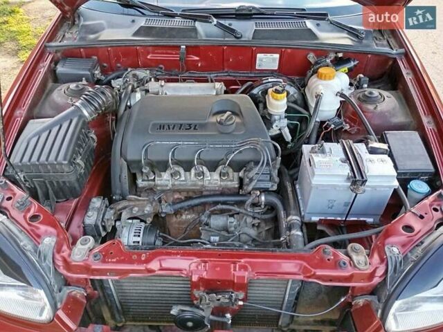 Дэу Сенс 2005 в Виннице на Automoto.ua Красный Дэу Сенс, объемом двигателя 1.3 л и пробегом 201 тыс. км за 2000 $, фото 6 на Automoto.ua