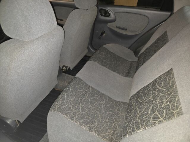 Червоний Деу Сенс, об'ємом двигуна 1.3 л та пробігом 140 тис. км за 2300 $, фото 7 на Automoto.ua