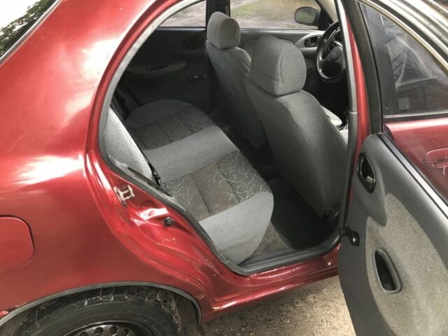 Красный Дэу Сенс, объемом двигателя 1.3 л и пробегом 330 тыс. км за 1400 $, фото 9 на Automoto.ua