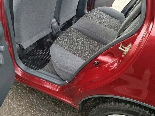 Красный Дэу Сенс, объемом двигателя 1.5 л и пробегом 216 тыс. км за 2500 $, фото 13 на Automoto.ua