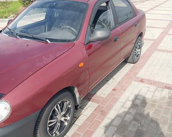 Червоний Деу Сенс, об'ємом двигуна 1.3 л та пробігом 202 тис. км за 1700 $, фото 2 на Automoto.ua