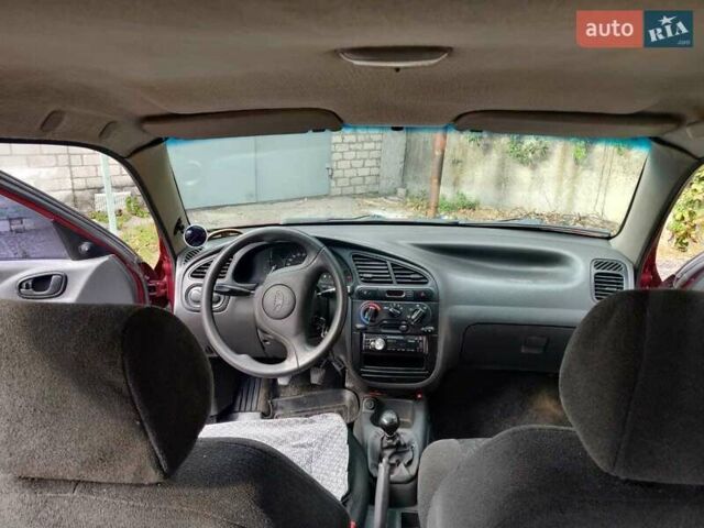 Червоний Деу Сенс, об'ємом двигуна 1.3 л та пробігом 275 тис. км за 1300 $, фото 17 на Automoto.ua