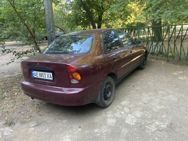 Червоний Деу Сенс, об'ємом двигуна 1.6 л та пробігом 160 тис. км за 2000 $, фото 1 на Automoto.ua