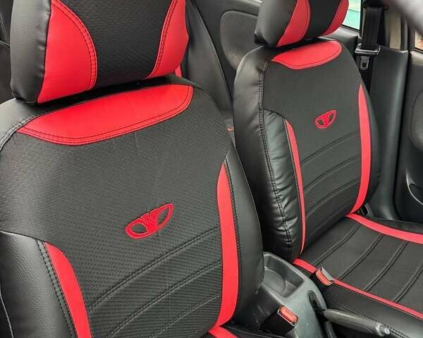 Червоний Деу Сенс, об'ємом двигуна 1.3 л та пробігом 229 тис. км за 2200 $, фото 5 на Automoto.ua