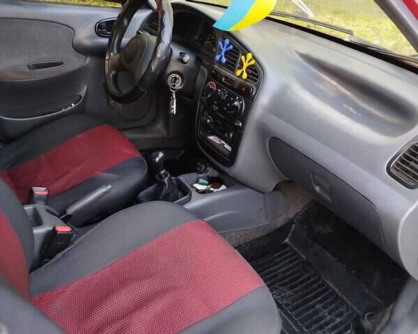 Червоний Деу Сенс, об'ємом двигуна 1.3 л та пробігом 180 тис. км за 2600 $, фото 12 на Automoto.ua