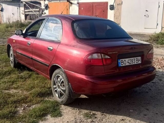 Красный Дэу Сенс, объемом двигателя 1.3 л и пробегом 200 тыс. км за 1450 $, фото 1 на Automoto.ua