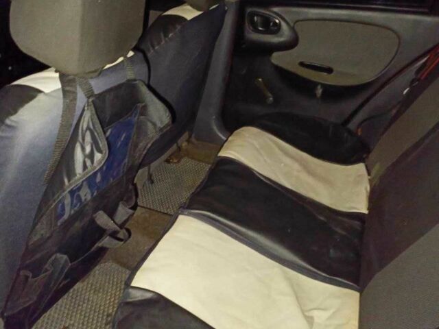 Красный Дэу Сенс, объемом двигателя 1.5 л и пробегом 270 тыс. км за 949 $, фото 5 на Automoto.ua