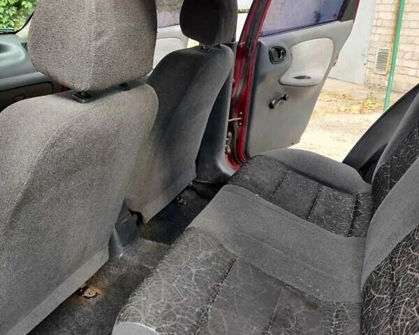 Червоний Деу Сенс, об'ємом двигуна 1.3 л та пробігом 275 тис. км за 1300 $, фото 7 на Automoto.ua