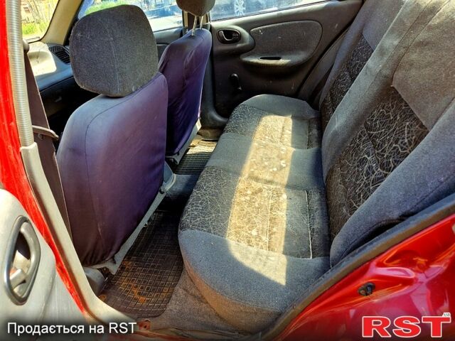 Красный Дэу Сенс, объемом двигателя 13 л и пробегом 222 тыс. км за 799 $, фото 5 на Automoto.ua
