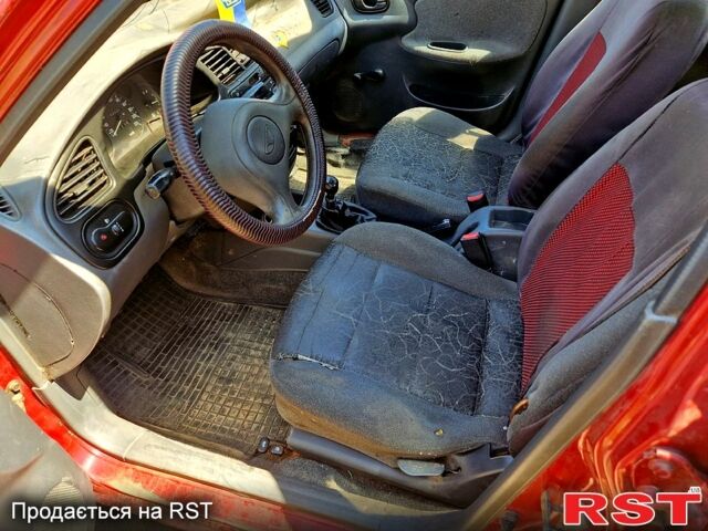 Красный Дэу Сенс, объемом двигателя 13 л и пробегом 222 тыс. км за 799 $, фото 4 на Automoto.ua