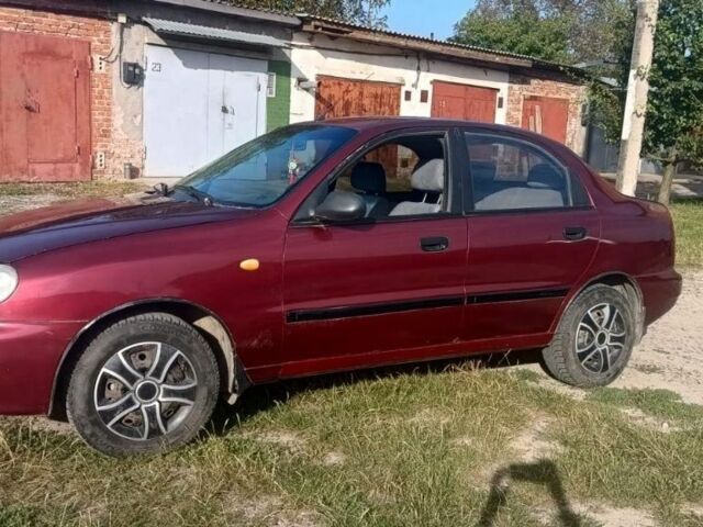 Красный Дэу Сенс, объемом двигателя 1.3 л и пробегом 200 тыс. км за 1450 $, фото 2 на Automoto.ua