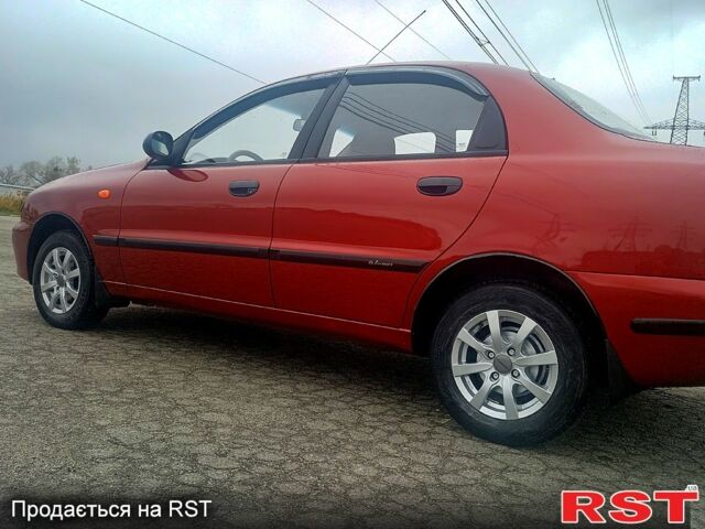 Красный Дэу Сенс, объемом двигателя 1.3 л и пробегом 175 тыс. км за 2750 $, фото 4 на Automoto.ua