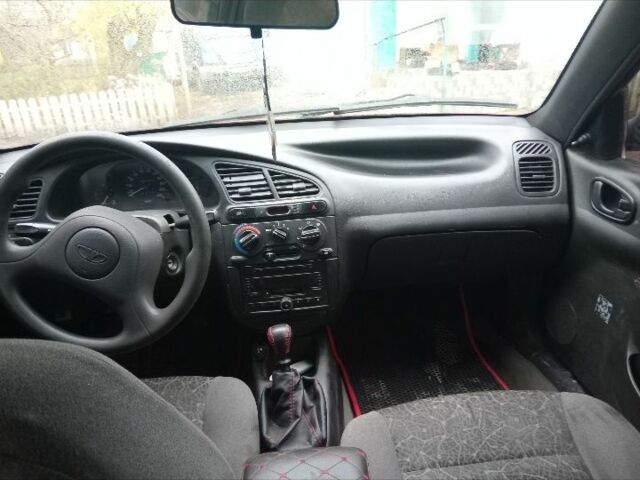 Червоний Деу Сенс, об'ємом двигуна 2 л та пробігом 184 тис. км за 1800 $, фото 5 на Automoto.ua