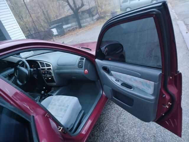 Червоний Деу Сенс, об'ємом двигуна 1.6 л та пробігом 244 тис. км за 2850 $, фото 13 на Automoto.ua