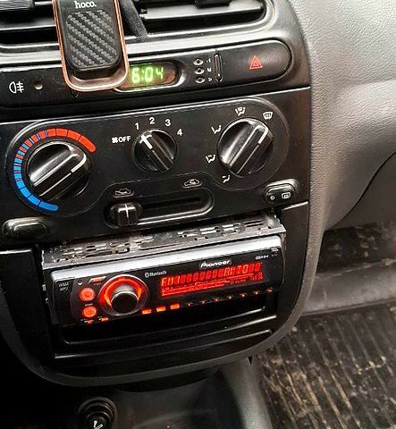 Красный Дэу Сенс, объемом двигателя 1.3 л и пробегом 128 тыс. км за 1900 $, фото 4 на Automoto.ua