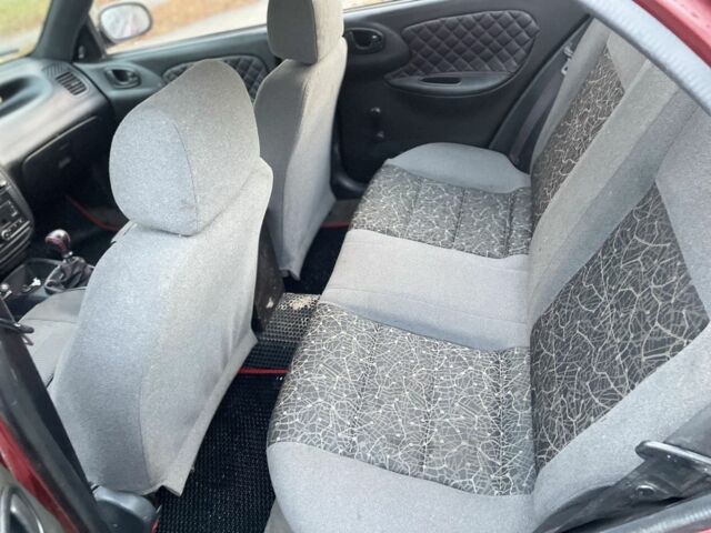 Красный Дэу Сенс, объемом двигателя 1.5 л и пробегом 250 тыс. км за 1100 $, фото 9 на Automoto.ua