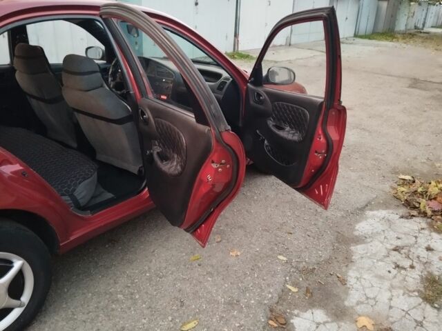 Деу Сенс 2005 у Одесі на Automoto.ua Червоний Деу Сенс, об'ємом двигуна 1.5 л та пробігом 257 тис. км за 2000 $, фото 9 на Automoto.ua