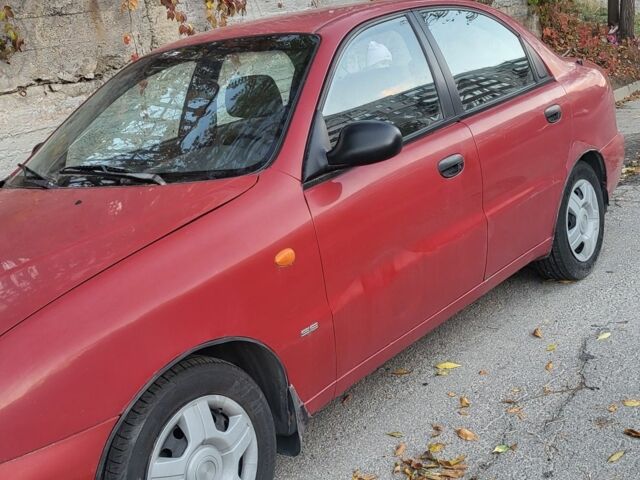 Деу Сенс 2006 у Запоріжжя на Automoto.ua Червоний Деу Сенс, об'ємом двигуна 1.5 л та пробігом 151 тис. км за 1300 $, фото 1 на Automoto.ua