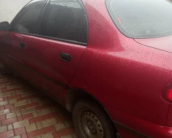 Красный Дэу Сенс, объемом двигателя 1.3 л и пробегом 115 тыс. км за 2000 $, фото 1 на Automoto.ua