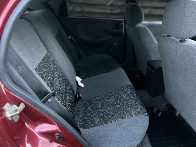 Деу Сенс 2006 у Рожнятове на Automoto.ua Червоний Деу Сенс, об'ємом двигуна 1.3 л та пробігом 186 тис. км за 1300 $, фото 6 на Automoto.ua