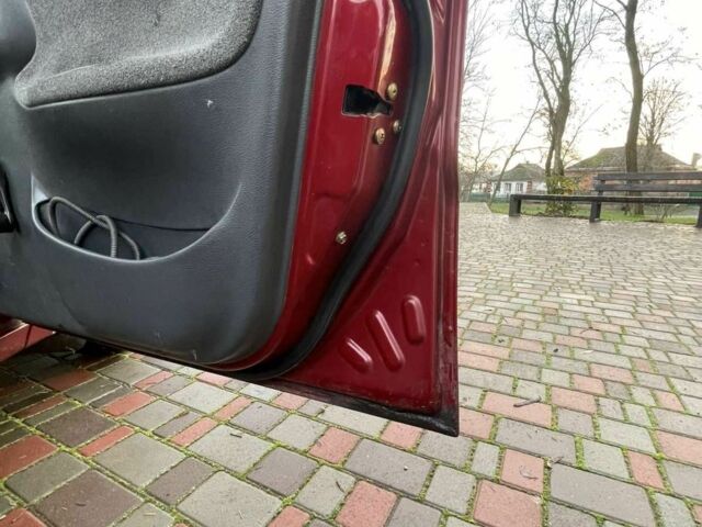 Красный Дэу Сенс, объемом двигателя 1.3 л и пробегом 200 тыс. км за 2100 $, фото 7 на Automoto.ua