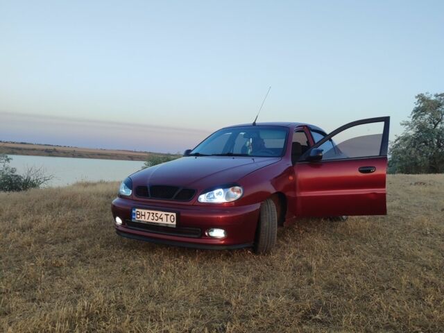 Деу Сенс 2006 у Подільськ (Котовськ) на Automoto.ua Червоний Деу Сенс, об'ємом двигуна 1.5 л та пробігом 230 тис. км за 2200 $, фото 2 на Automoto.ua