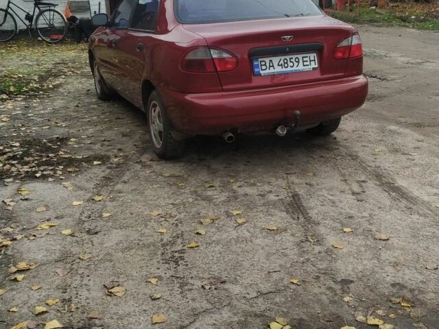 Красный Дэу Сенс, объемом двигателя 1.5 л и пробегом 174 тыс. км за 2300 $, фото 2 на Automoto.ua