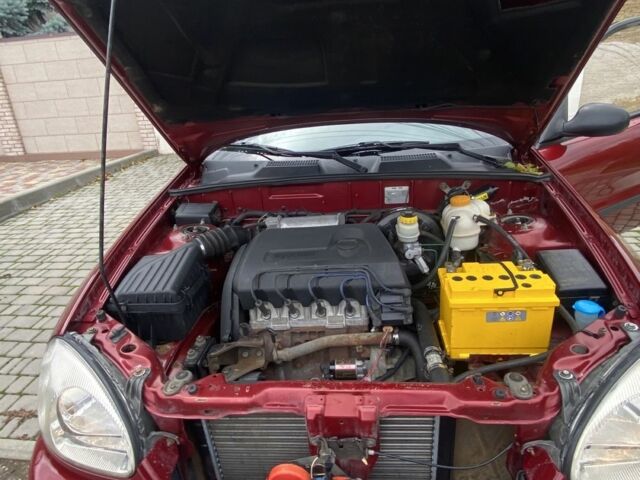 Червоний Деу Сенс, об'ємом двигуна 1.3 л та пробігом 140 тис. км за 2350 $, фото 21 на Automoto.ua