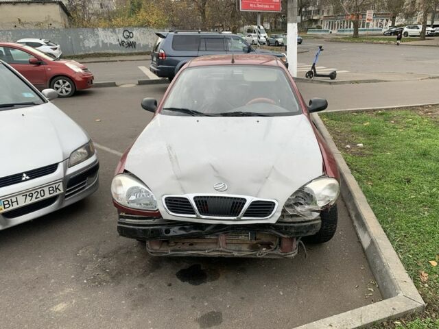 Красный Дэу Сенс, объемом двигателя 1.3 л и пробегом 150 тыс. км за 799 $, фото 1 на Automoto.ua