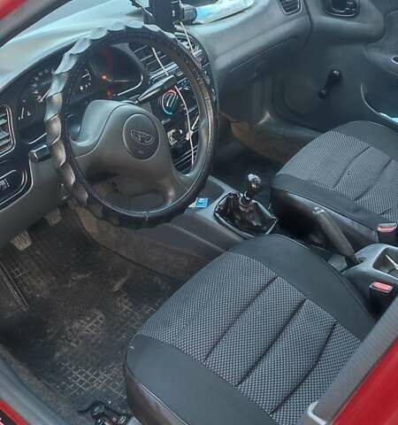 Красный Дэу Сенс, объемом двигателя 1.3 л и пробегом 263 тыс. км за 2000 $, фото 7 на Automoto.ua