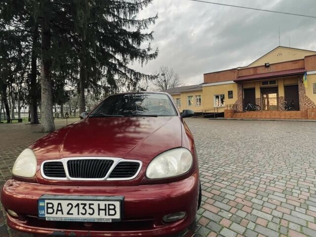 Красный Дэу Сенс, объемом двигателя 1.3 л и пробегом 200 тыс. км за 2100 $, фото 3 на Automoto.ua
