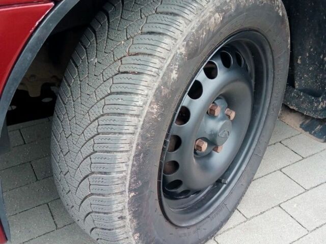 Красный Дэу Сенс, объемом двигателя 1.5 л и пробегом 322 тыс. км за 2300 $, фото 9 на Automoto.ua