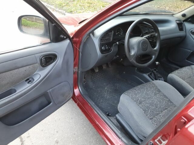 Червоний Деу Сенс, об'ємом двигуна 1.5 л та пробігом 270 тис. км за 2450 $, фото 7 на Automoto.ua