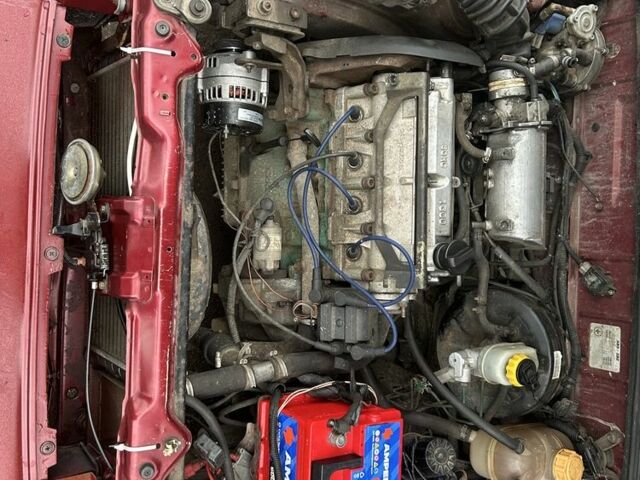 Красный Дэу Сенс, объемом двигателя 1.3 л и пробегом 280 тыс. км за 950 $, фото 1 на Automoto.ua