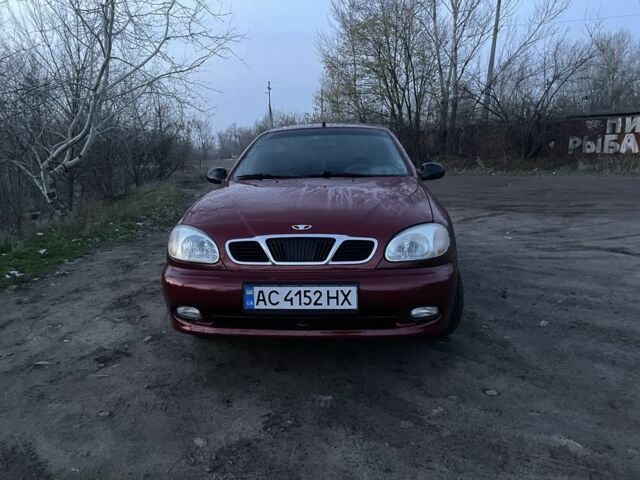 Червоний Деу Сенс, об'ємом двигуна 1.5 л та пробігом 203 тис. км за 3150 $, фото 1 на Automoto.ua