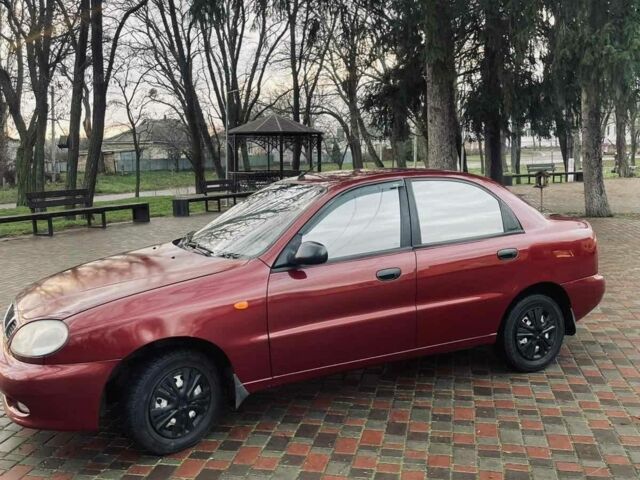 Красный Дэу Сенс, объемом двигателя 1.3 л и пробегом 200 тыс. км за 2100 $, фото 2 на Automoto.ua