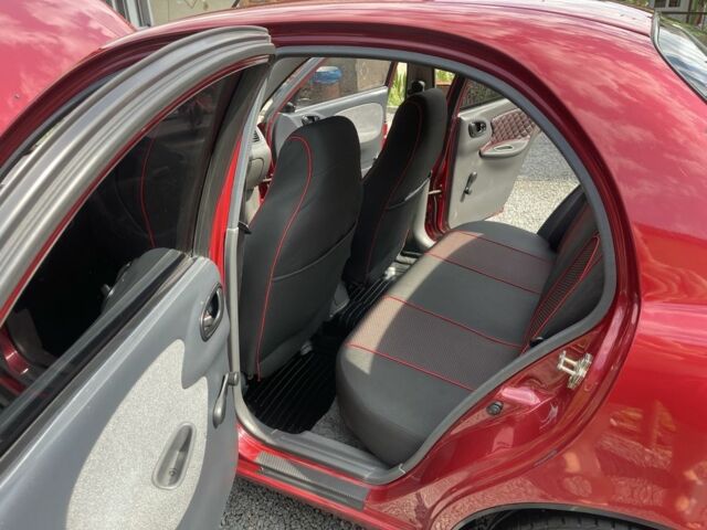 Красный Дэу Сенс, объемом двигателя 1.3 л и пробегом 200 тыс. км за 1800 $, фото 1 на Automoto.ua