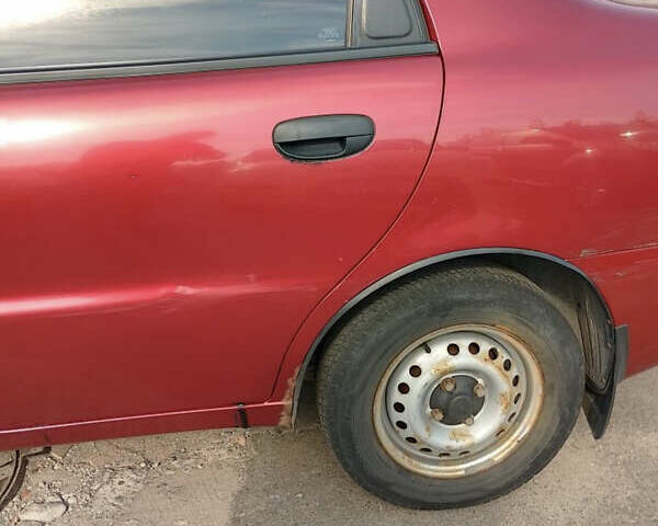 Червоний Деу Сенс, об'ємом двигуна 1.3 л та пробігом 93 тис. км за 2100 $, фото 1 на Automoto.ua