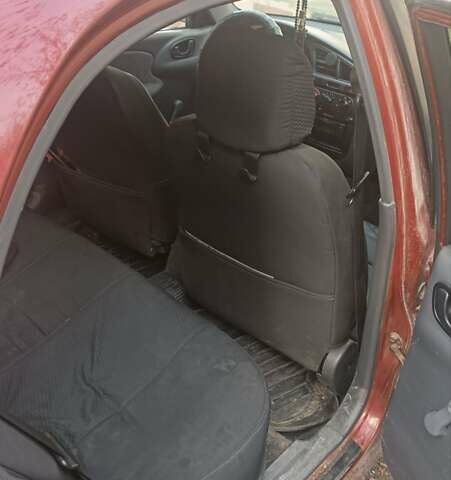 Красный Дэу Сенс, объемом двигателя 1.3 л и пробегом 285 тыс. км за 1350 $, фото 5 на Automoto.ua