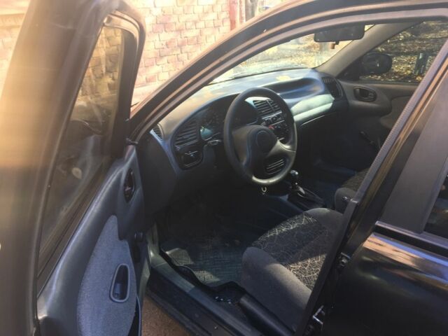 Красный Дэу Сенс, объемом двигателя 1.3 л и пробегом 2 тыс. км за 892 $, фото 5 на Automoto.ua