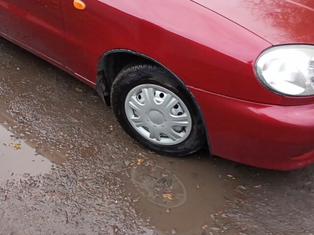 Червоний Деу Сенс, об'ємом двигуна 1.3 л та пробігом 220 тис. км за 1850 $, фото 3 на Automoto.ua