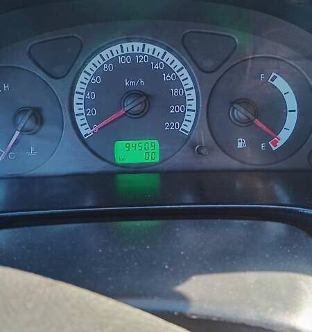 Красный Дэу Сенс, объемом двигателя 1.3 л и пробегом 95 тыс. км за 1400 $, фото 5 на Automoto.ua