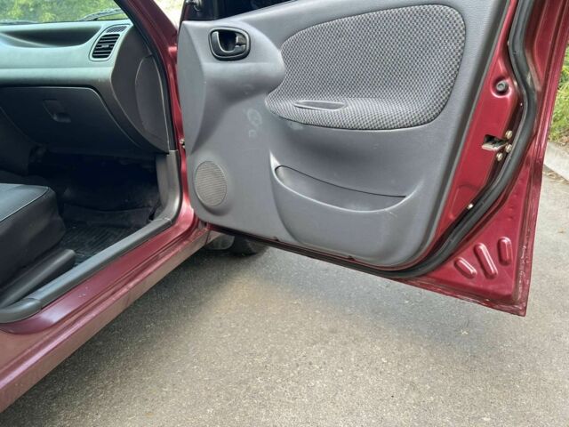 Деу Сенс 2006 у Запоріжжя на Automoto.ua Червоний Деу Сенс, об'ємом двигуна 1.5 л та пробігом 160 тис. км за 2500 $, фото 7 на Automoto.ua