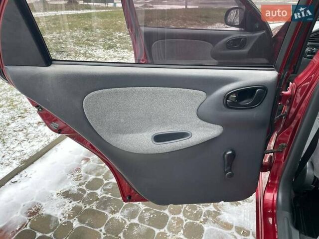 Красный Дэу Сенс, объемом двигателя 1.3 л и пробегом 89 тыс. км за 2100 $, фото 43 на Automoto.ua