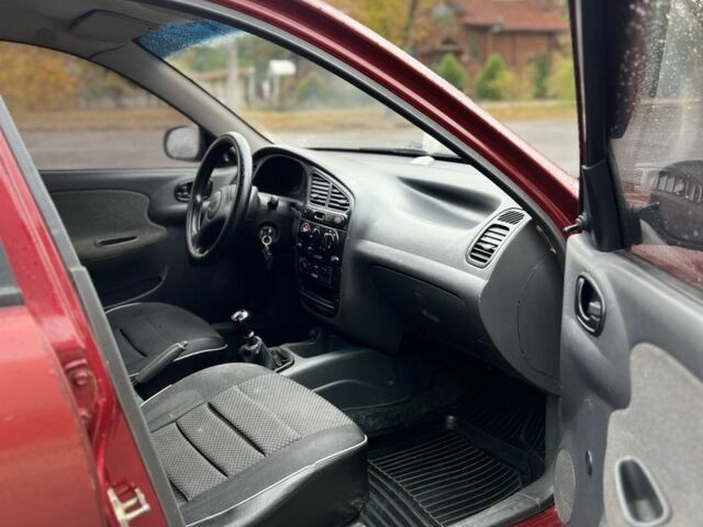 Червоний Деу Сенс, об'ємом двигуна 1.3 л та пробігом 283 тис. км за 1800 $, фото 14 на Automoto.ua