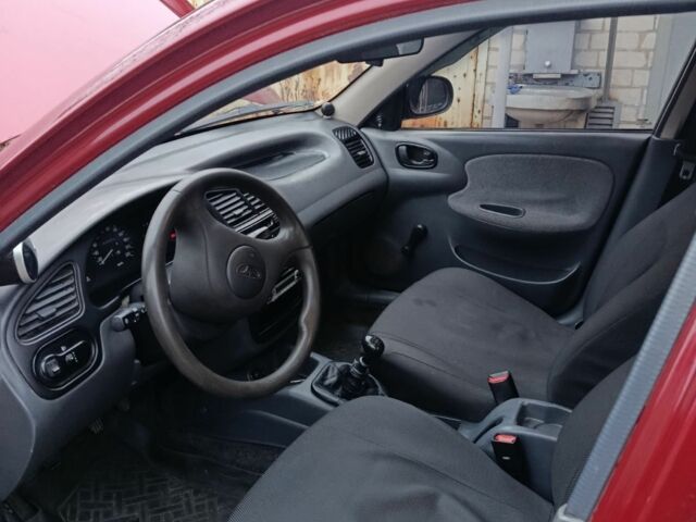 Красный Дэу Сенс, объемом двигателя 1.3 л и пробегом 140 тыс. км за 2600 $, фото 12 на Automoto.ua