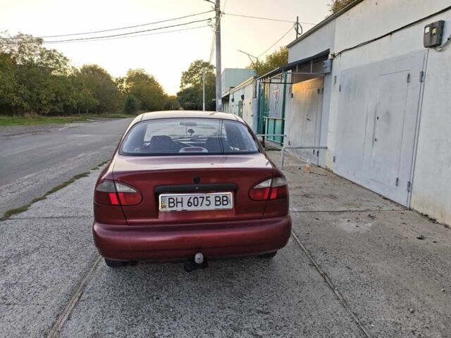 Червоний Деу Сенс, об'ємом двигуна 1.3 л та пробігом 100 тис. км за 1400 $, фото 1 на Automoto.ua