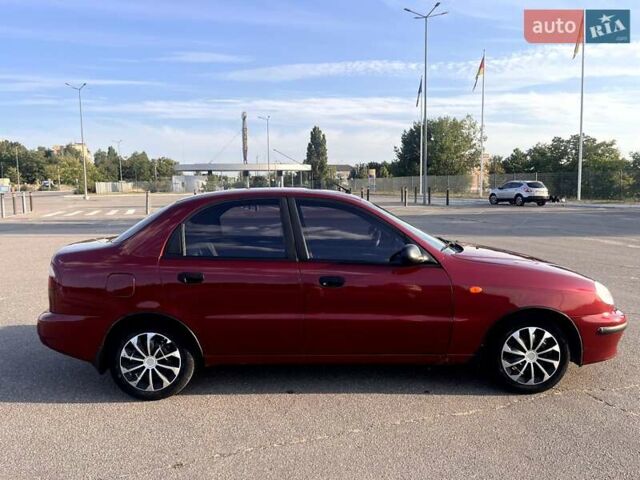 Красный Дэу Сенс, объемом двигателя 1.3 л и пробегом 116 тыс. км за 2100 $, фото 1 на Automoto.ua