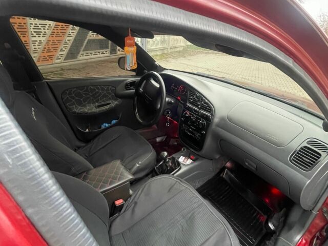 Красный Дэу Сенс, объемом двигателя 1.5 л и пробегом 399 тыс. км за 2499 $, фото 3 на Automoto.ua